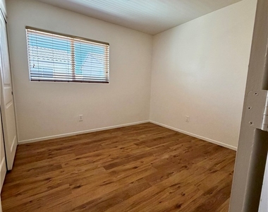 11550 Elcadore Street - Photo Thumbnail 9