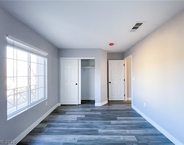 10919 Vista Marbella Avenue - Photo Thumbnail 17