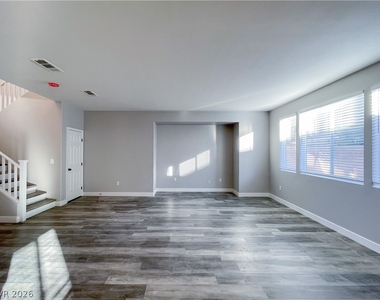 10919 Vista Marbella Avenue - Photo Thumbnail 4