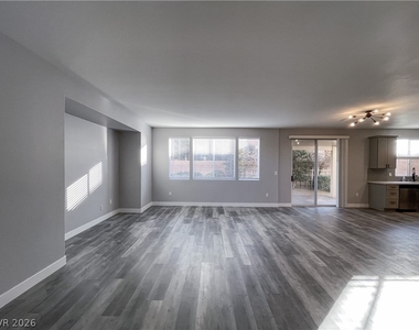 10919 Vista Marbella Avenue - Photo Thumbnail 2