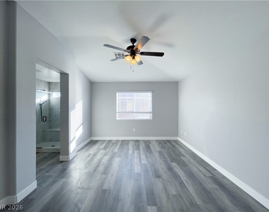 10919 Vista Marbella Avenue - Photo Thumbnail 24