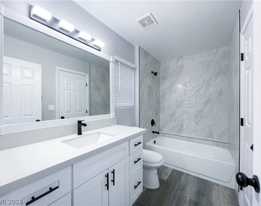 10919 Vista Marbella Avenue - Photo Thumbnail 19