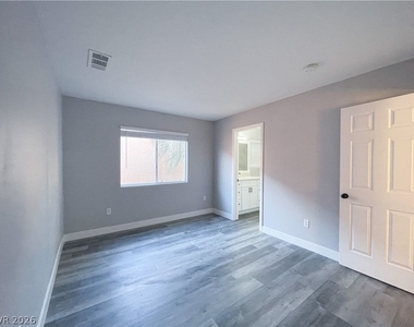 10919 Vista Marbella Avenue - Photo Thumbnail 22