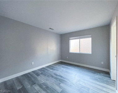 10919 Vista Marbella Avenue - Photo Thumbnail 20