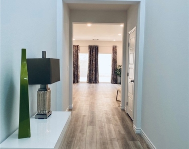 4457 Sawyer Ridge Street - Photo Thumbnail 6