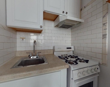 East 61st Street and 3rd Avenue(Address On Request) - Photo Thumbnail 2