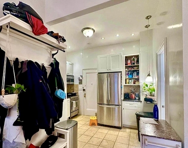172 East 91st Street - Photo Thumbnail 5