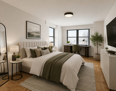 East 82nd Street - Photo Thumbnail 1