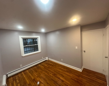 1219 Commonwealth Avenue - Photo Thumbnail 1