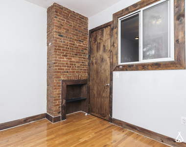 179 Stanhope St 11237 - Photo Thumbnail 9