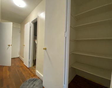 272 Clarkson Ave - Photo Thumbnail 3