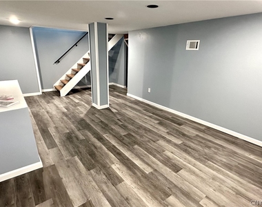 8662 Bayview Drive - Photo Thumbnail 26