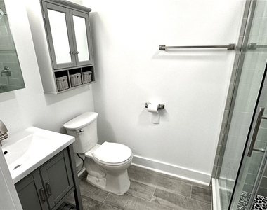 8662 Bayview Drive - Photo Thumbnail 22