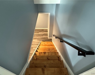 8662 Bayview Drive - Photo Thumbnail 24