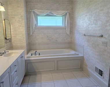 11 Harrington Dr Drive - Photo Thumbnail 15