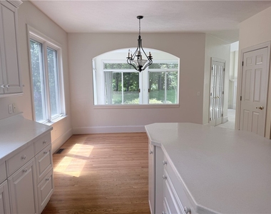 11 Harrington Dr Drive - Photo Thumbnail 4