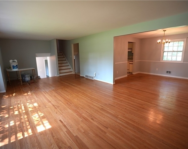 28 Candlewood Drive - Photo Thumbnail 12