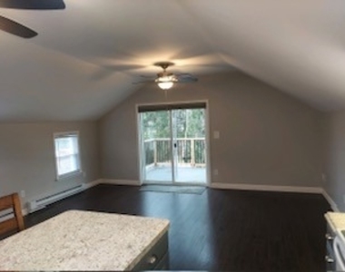 225 Chapin Street - Photo Thumbnail 3