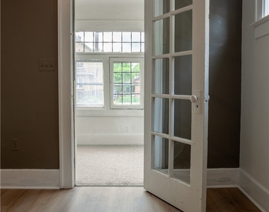 1786 Clifford Avenue - Photo Thumbnail 10