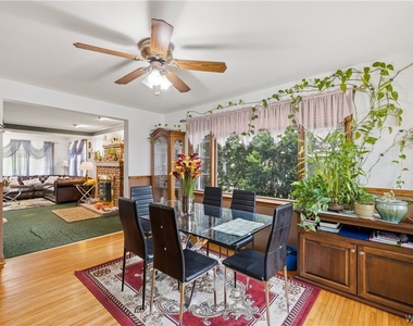 136 Mapleview Road - Photo Thumbnail 11