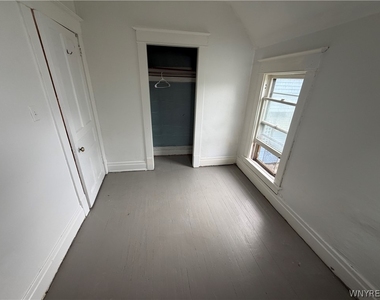 49 15th Street - Photo Thumbnail 16