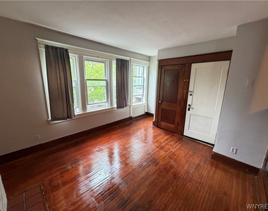 49 15th Street - Photo Thumbnail 1