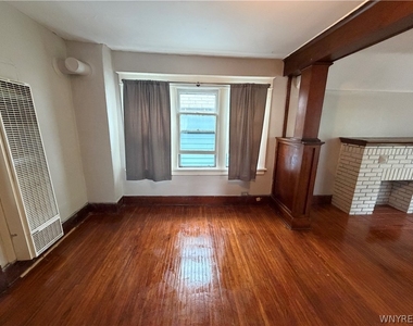 49 15th Street - Photo Thumbnail 5