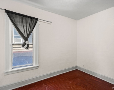 213 Keystone Street - Photo Thumbnail 12