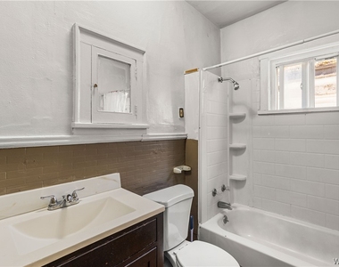 213 Keystone Street - Photo Thumbnail 14