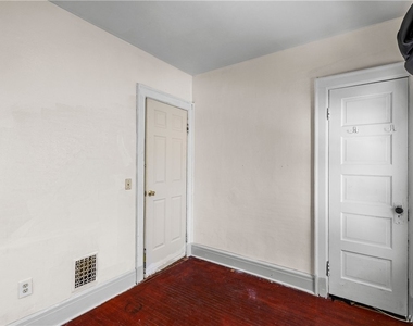 213 Keystone Street - Photo Thumbnail 21