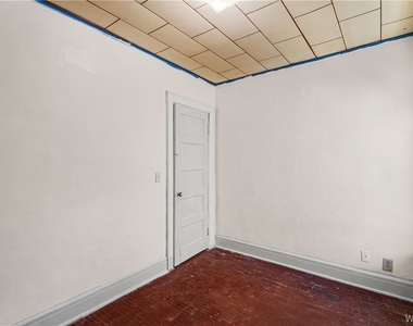 213 Keystone Street - Photo Thumbnail 16
