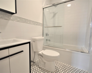 92 Troy Avenue - Photo Thumbnail 4