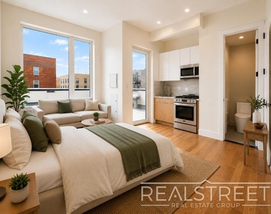 729 Rogers Avenue - Photo Thumbnail 1