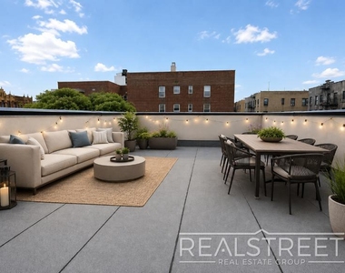 729 Rogers Avenue - Photo Thumbnail 5