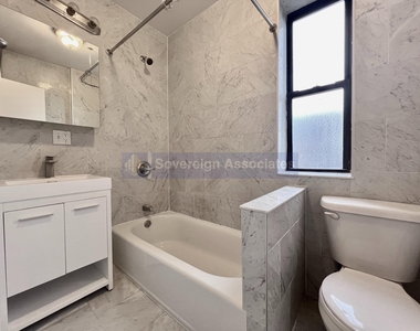 20 Magaw Place - Photo Thumbnail 7
