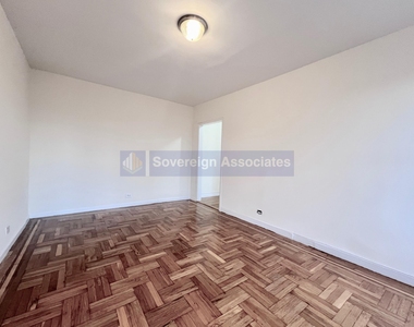 20 Magaw Place - Photo Thumbnail 1
