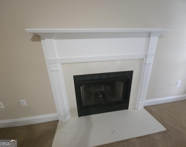 103 Jana Court - Photo Thumbnail 3