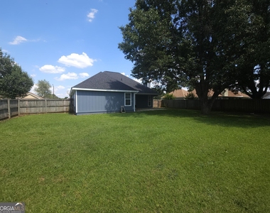 103 Jana Court - Photo Thumbnail 18