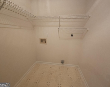 103 Jana Court - Photo Thumbnail 14