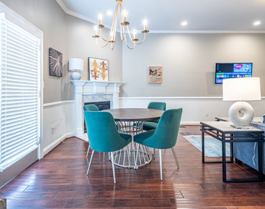 893 Piedmont Avenue Ne - Photo Thumbnail 3
