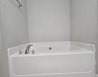 4761 Highpoint Way - Photo Thumbnail 25