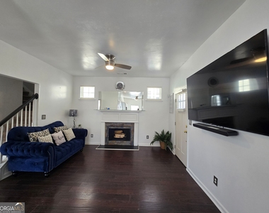 4761 Highpoint Way - Photo Thumbnail 17