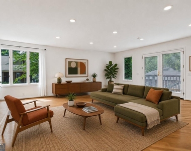 1016 Muirfield Drive - Photo Thumbnail 11