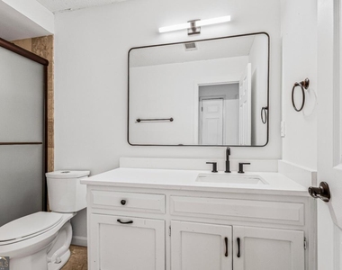 1016 Muirfield Drive - Photo Thumbnail 29