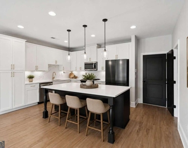 2011 Springfield Road - Photo Thumbnail 9
