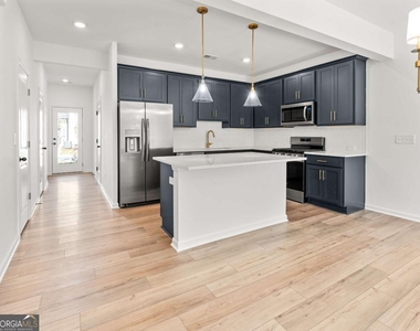 1644 Winpost Lane Nw - Photo Thumbnail 4