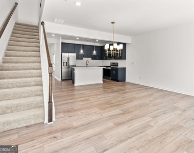 1644 Winpost Lane Nw - Photo Thumbnail 8