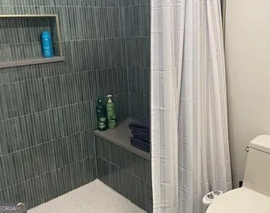 2511 Clairmont Road Ne - Photo Thumbnail 16