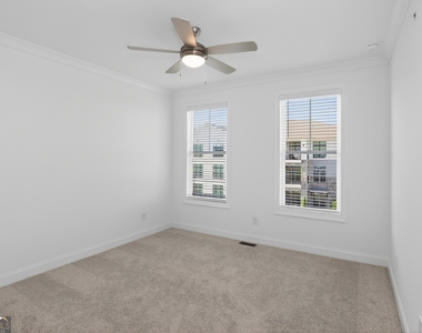 504 Sawnee Village Boulevard - Photo Thumbnail 9