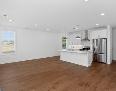 504 Sawnee Village Boulevard - Photo Thumbnail 17